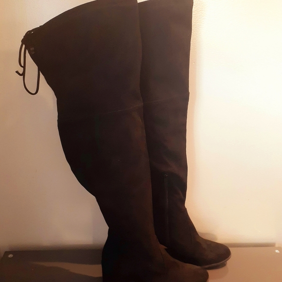 Wide Calf/Wide Width Over-The-Knee Black Boots - Picture 12 of 12